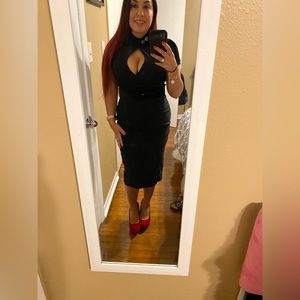 Pinup Couture Violet Dress 🦄 size medium. In excellent used condition.